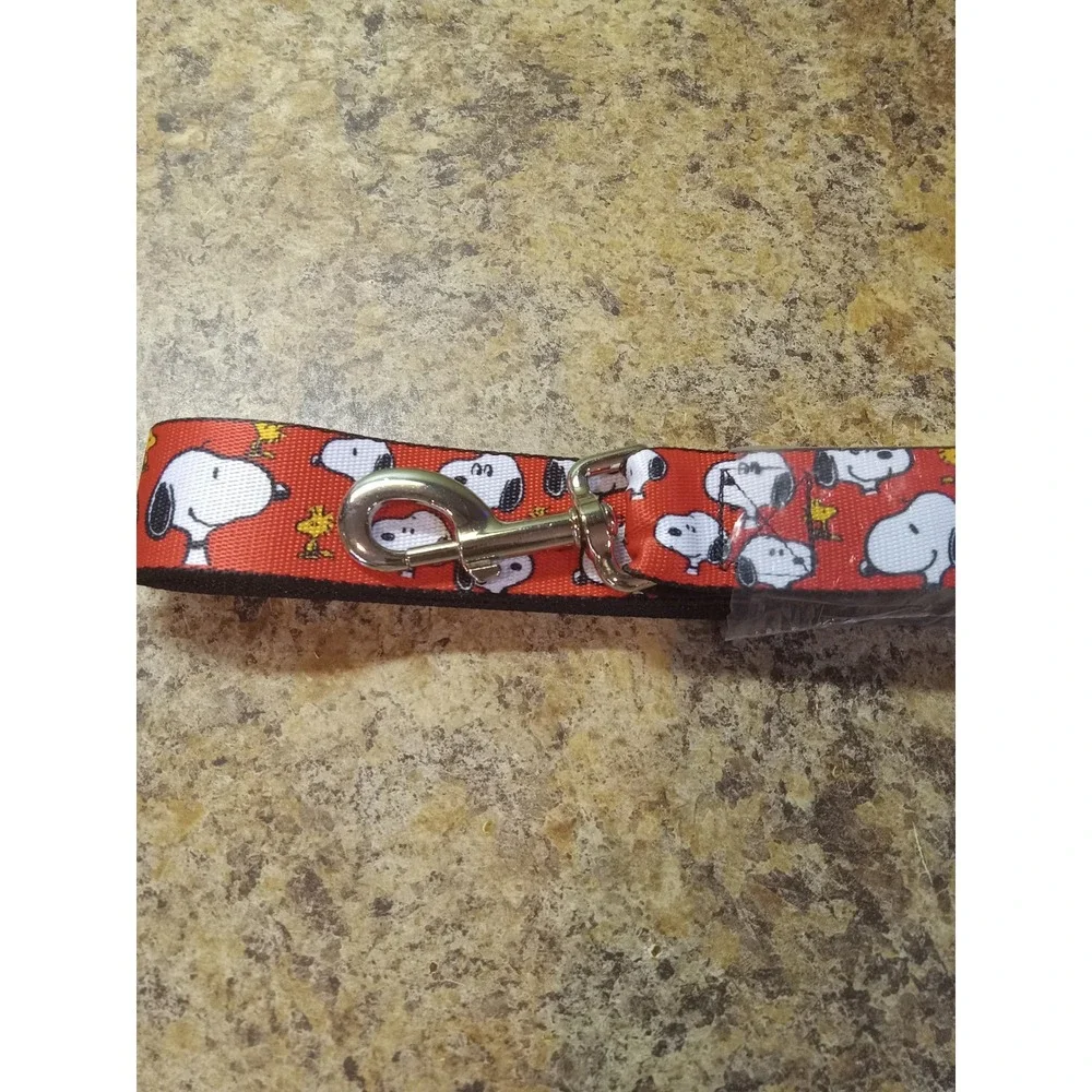 Peanuts Snoopy Woodstock Red Nylon Leash  6ft.Silver Swivel Hook 1 Inch Wide